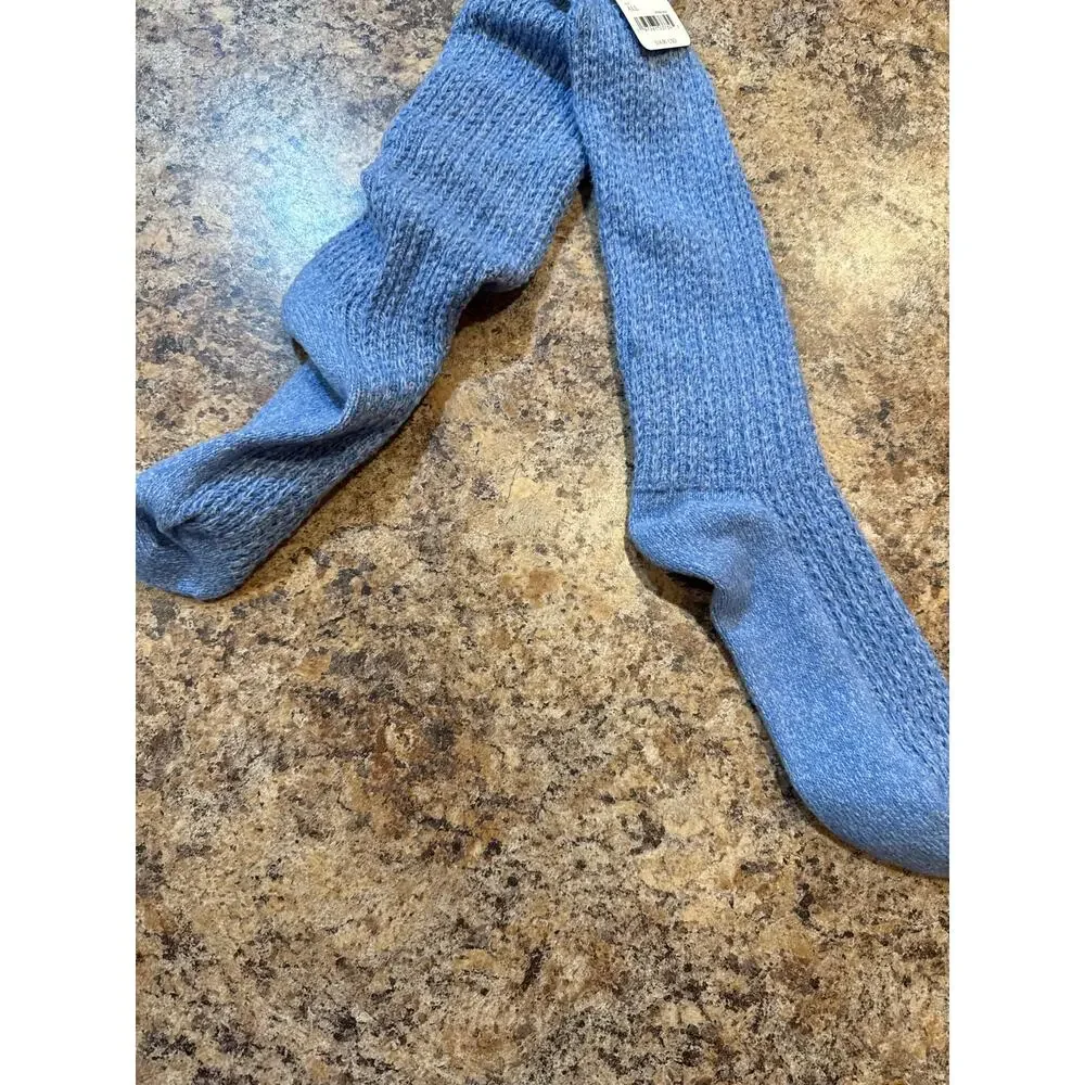 NEW Women O/S Free People Periwinkle/Lavender Knit Cozy Casual Relaxation Socks